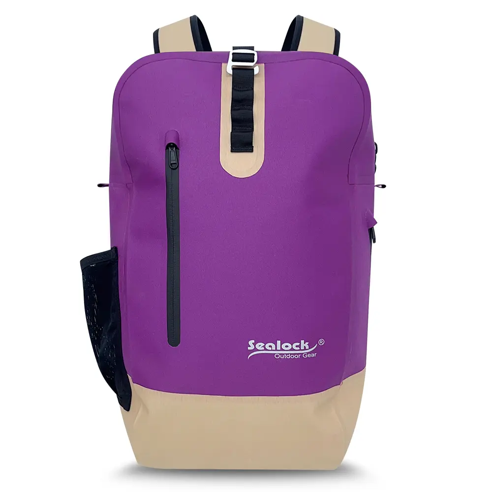 Waterproof Zipper Backpack na may Curved Top Opening at Ventilated Back